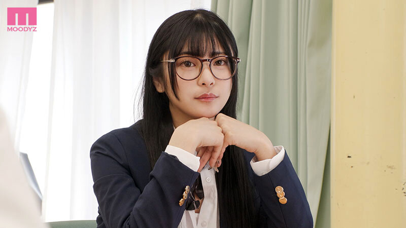 「校园第一资优生」穿极少布料T字泳衣狂诱惑,「夹缝制服挑逗」让人湿答答...